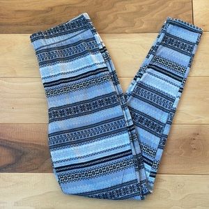 Womens Maurice’s Gray&Black Patterned Leggings